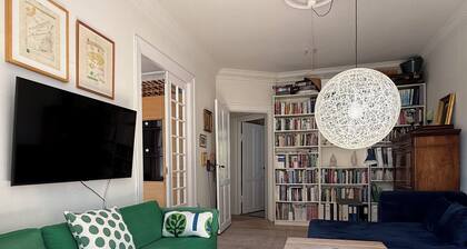 City Apartment in Copenhagen with 3 bedrooms sleeps 6