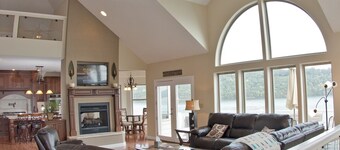 Especial de 250 días de reserva de 7 días Lujoso 5 habitaciones, 6 baños, cocina gourmet, gran ubicación