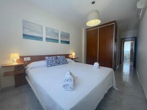 2 Schlafzimmer, Bügeleisen/Bügelbrett, kostenloses WLAN, Bettwäsche