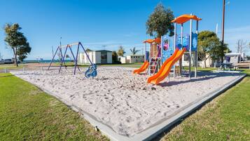 Children’s play area – outdoor