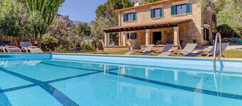 La Plana for eigth people with pool, 4 bedrooms, wifi and BBQ