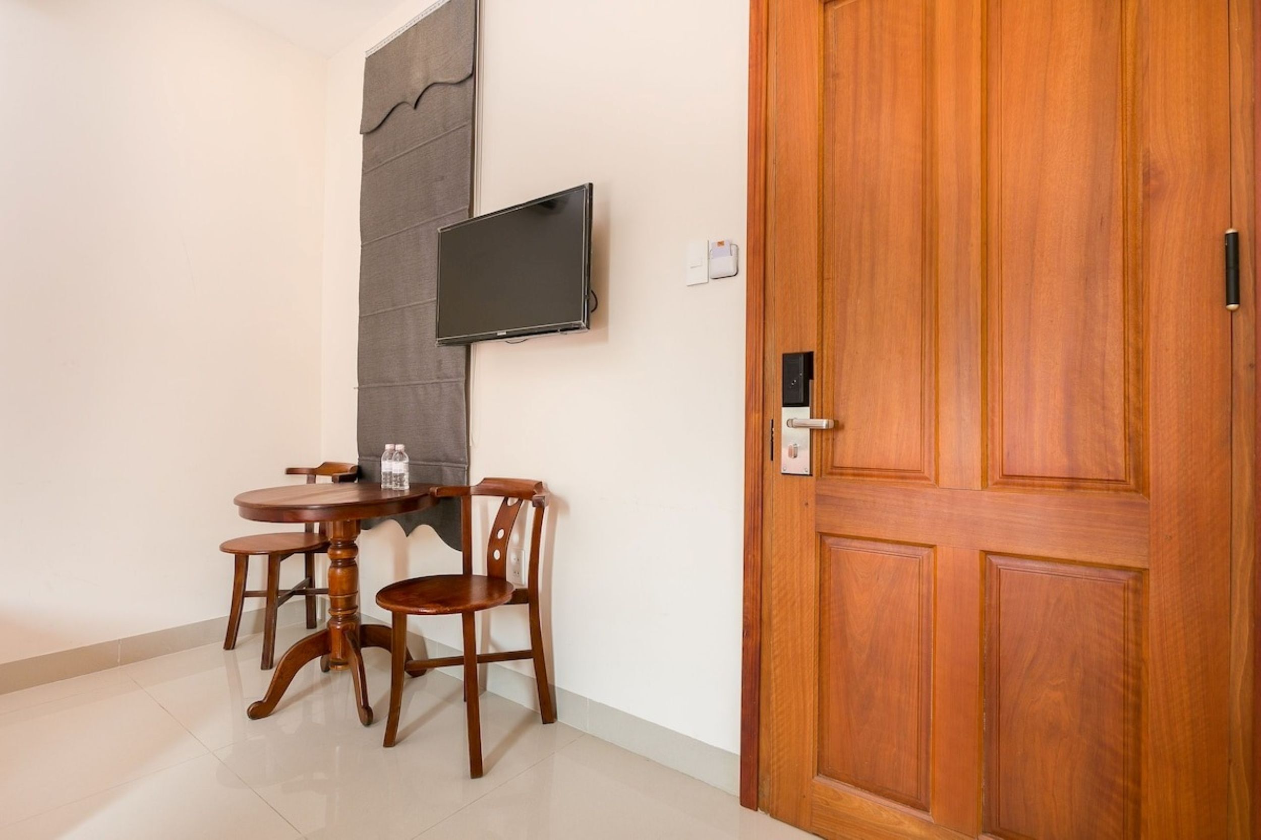 standard twin room, city view | 1 bedroom, premium bedding, memory-foam beds, minibar