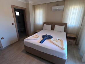 4 habitaciones, tabla de planchar con plancha y wifi gratis