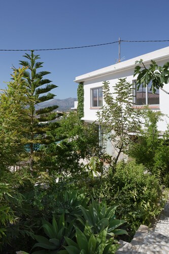 Detached villa with views