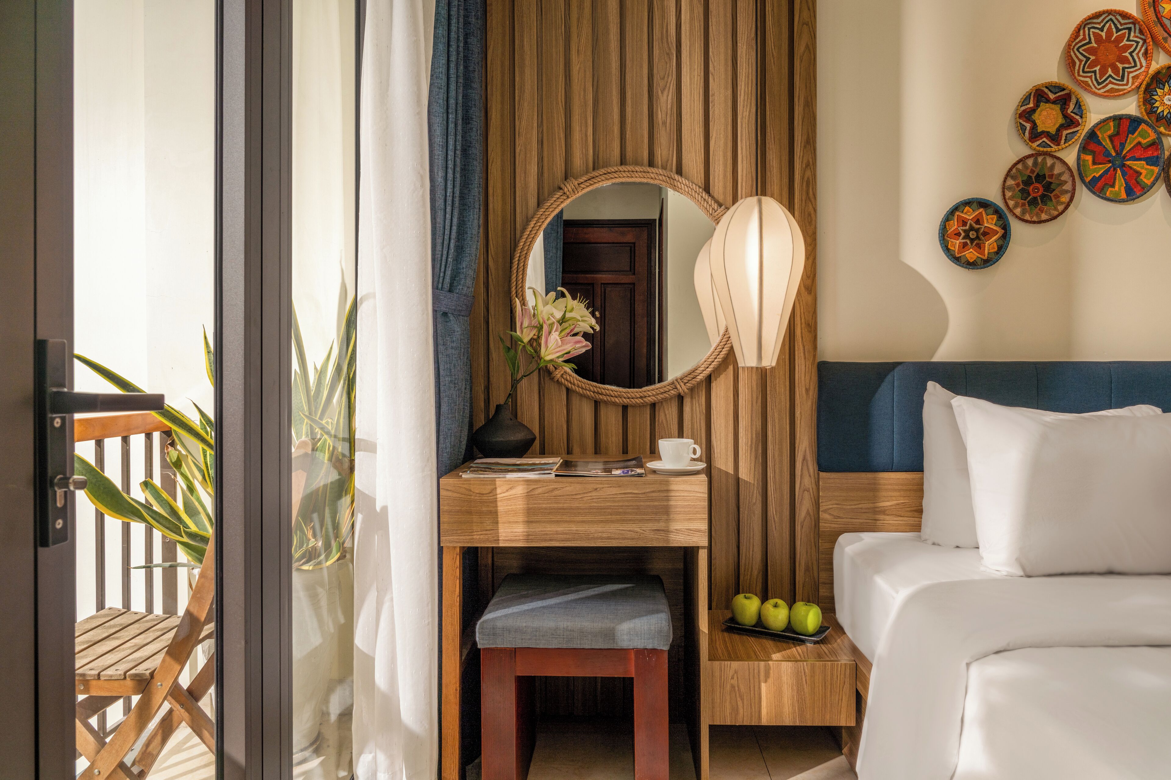 Phòng đôi Deluxe, 1 giường cỡ king, sân hiên | Minibar, két bảo mật tại phòng 