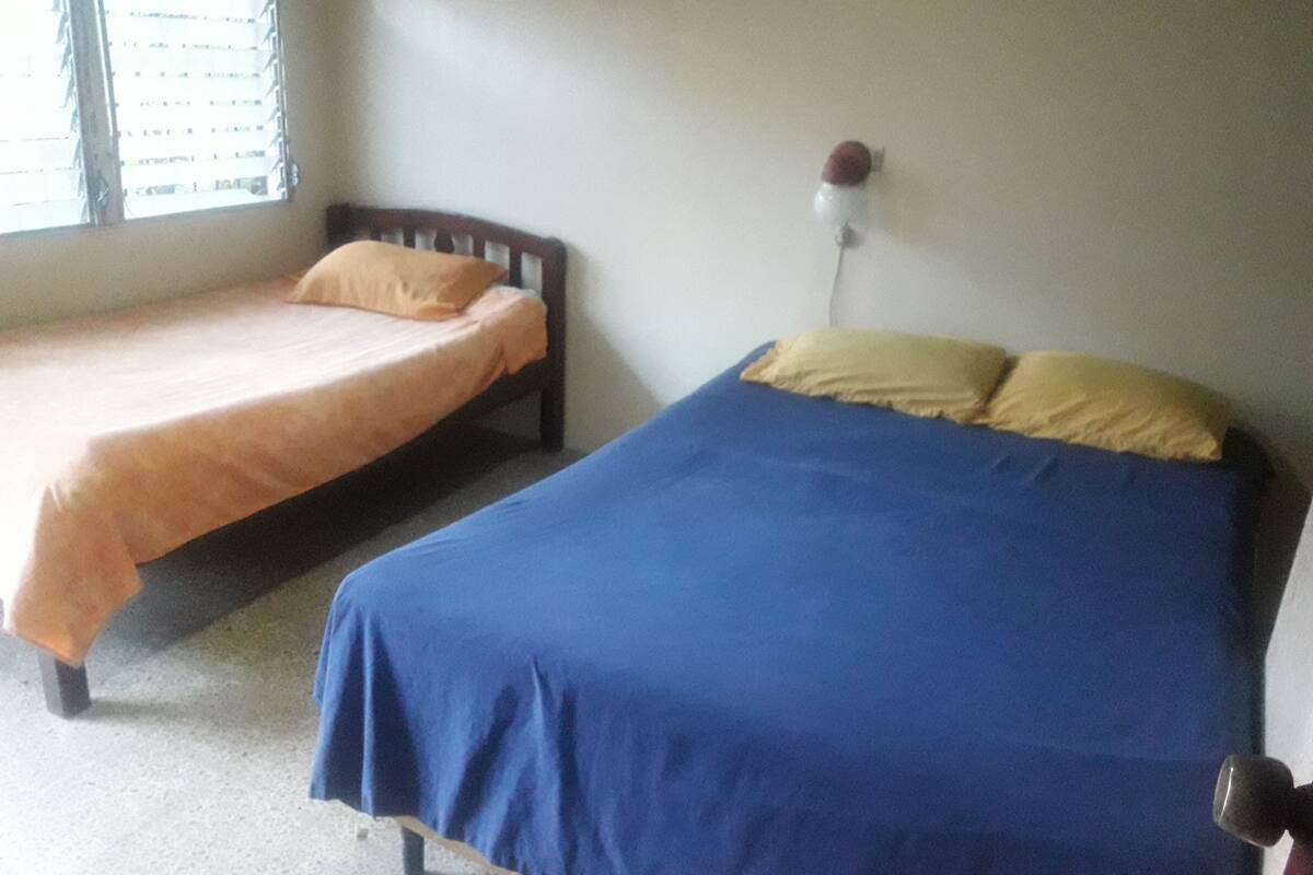 Iron/ironing board, free WiFi, bed sheets