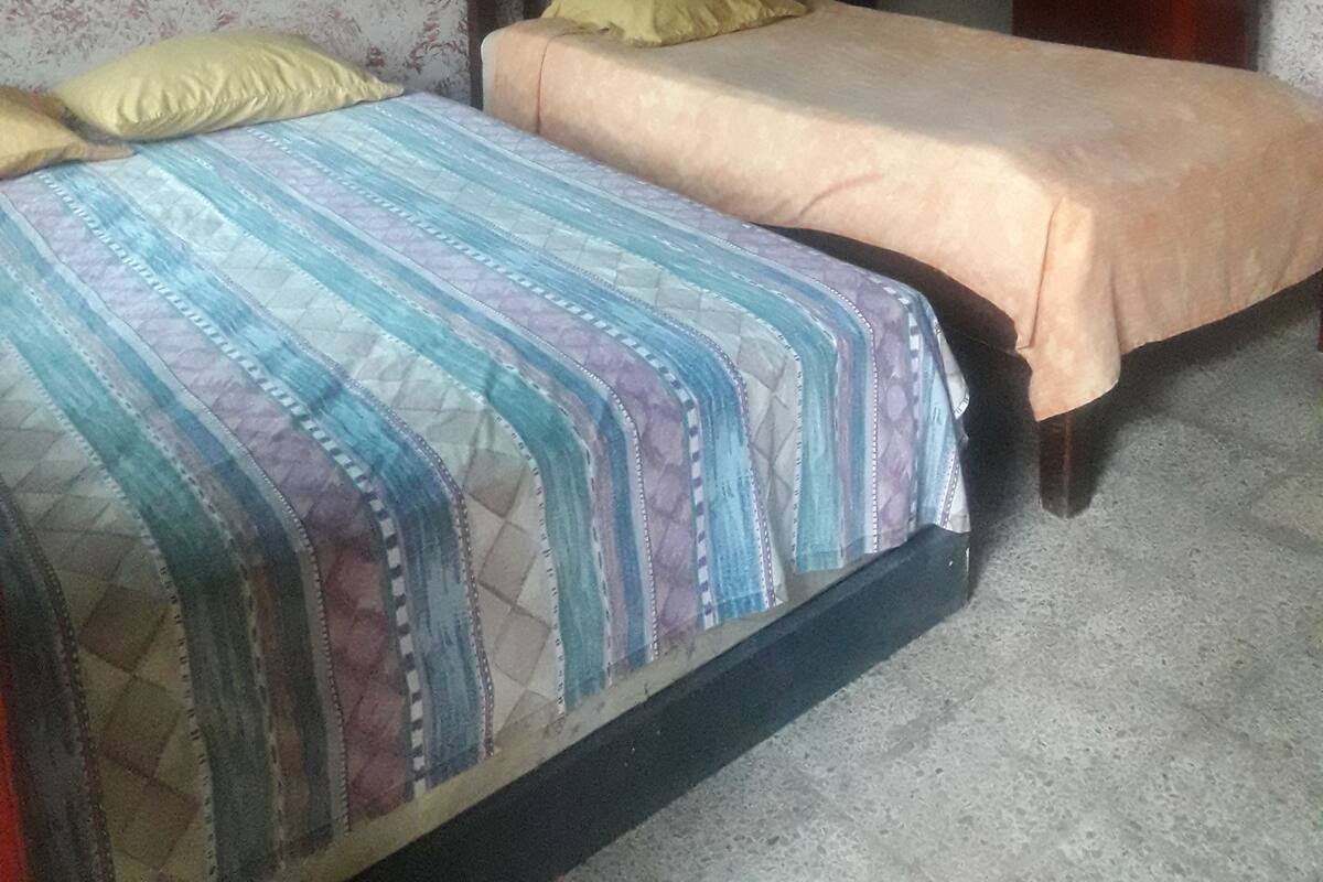 Iron/ironing board, free WiFi, bed sheets