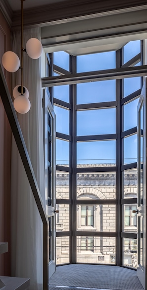 Down duvets, in-room safe, blackout curtains, iron/ironing board - Unwind Hotel & Bar Otaru (Otaru)