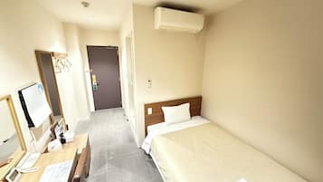 デスク、アイロン / アイロン台、WiFi (無料)