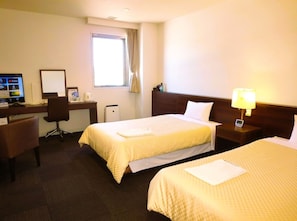 Twin Room, Non Smoking | Desk, iron/ironing board, free WiFi