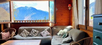 The mountain without the crowd