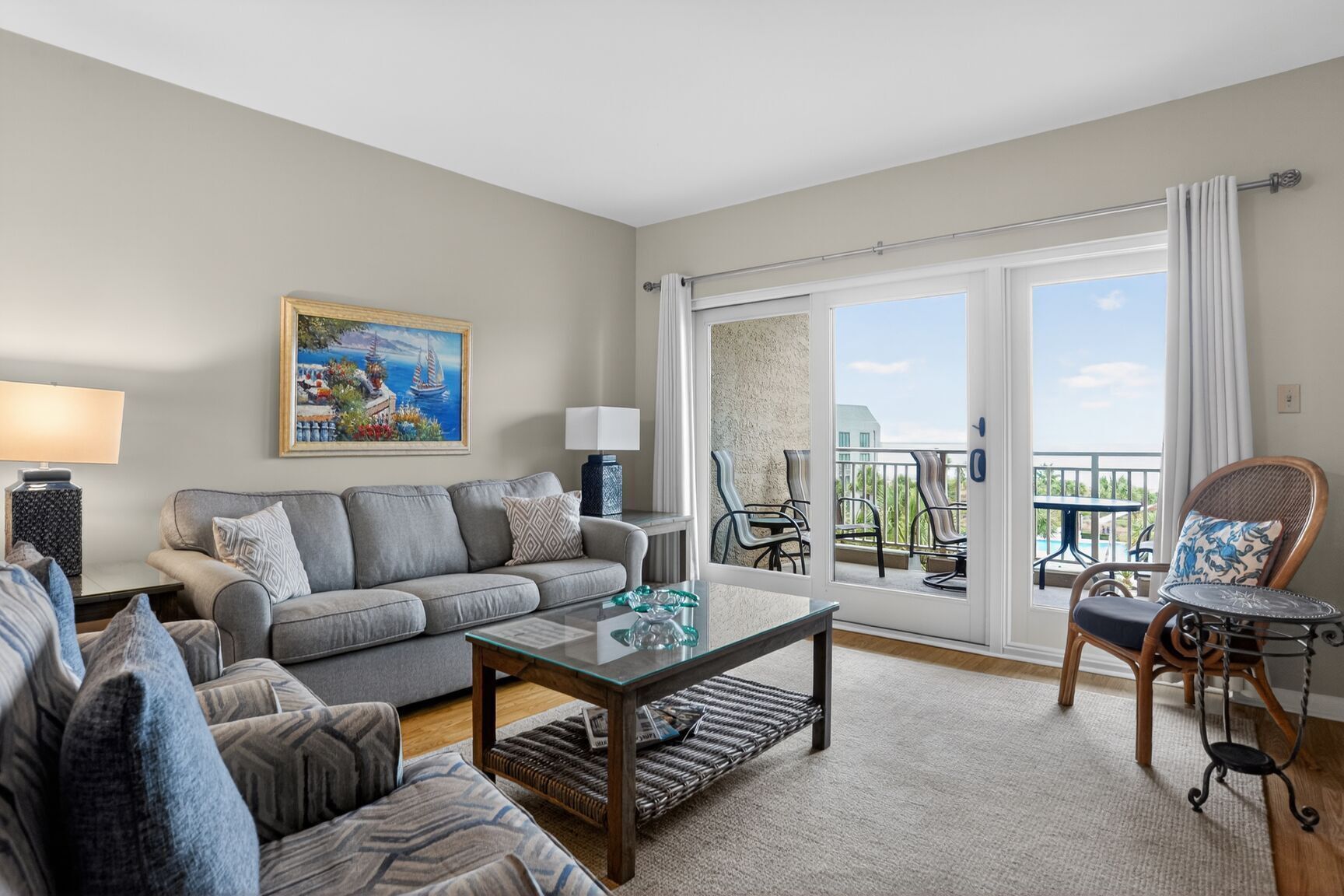 Téléviseur connecté, lecteur de DVD