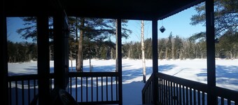 Adirondack mt. retreat Lake Winslow Homer. Kayaks, Cornhole boards included.