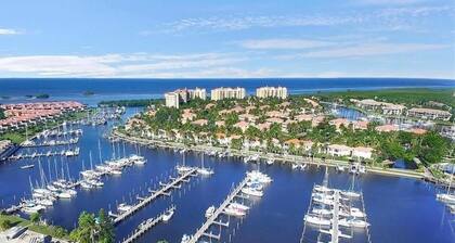 The Great Escape in SW Florida on Gulf between Ft. Meyers & Punta G.