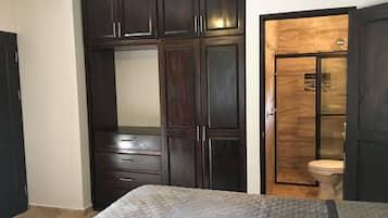 2 chambres, bureau, fer et planche Ă  repasser, Wi-Fi gratuit