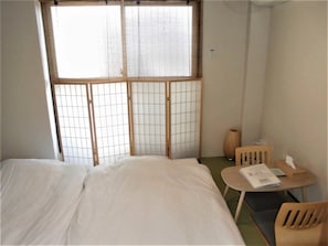 Japanese Western Style Apartment, Non Smoking | Free WiFi - Yasakago (Kyoto)