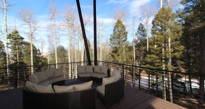 Ski in/ski out, King Beds, Theater Room, Hot Tub