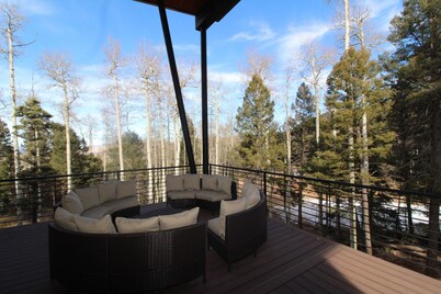 Ski in/ski out, King Beds, Theater Room, Hot Tub