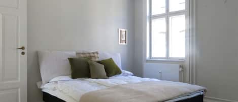 1 bedroom, iron/ironing board, travel crib, free WiFi