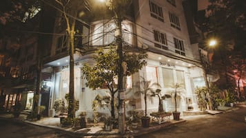 Front of property – evening/night