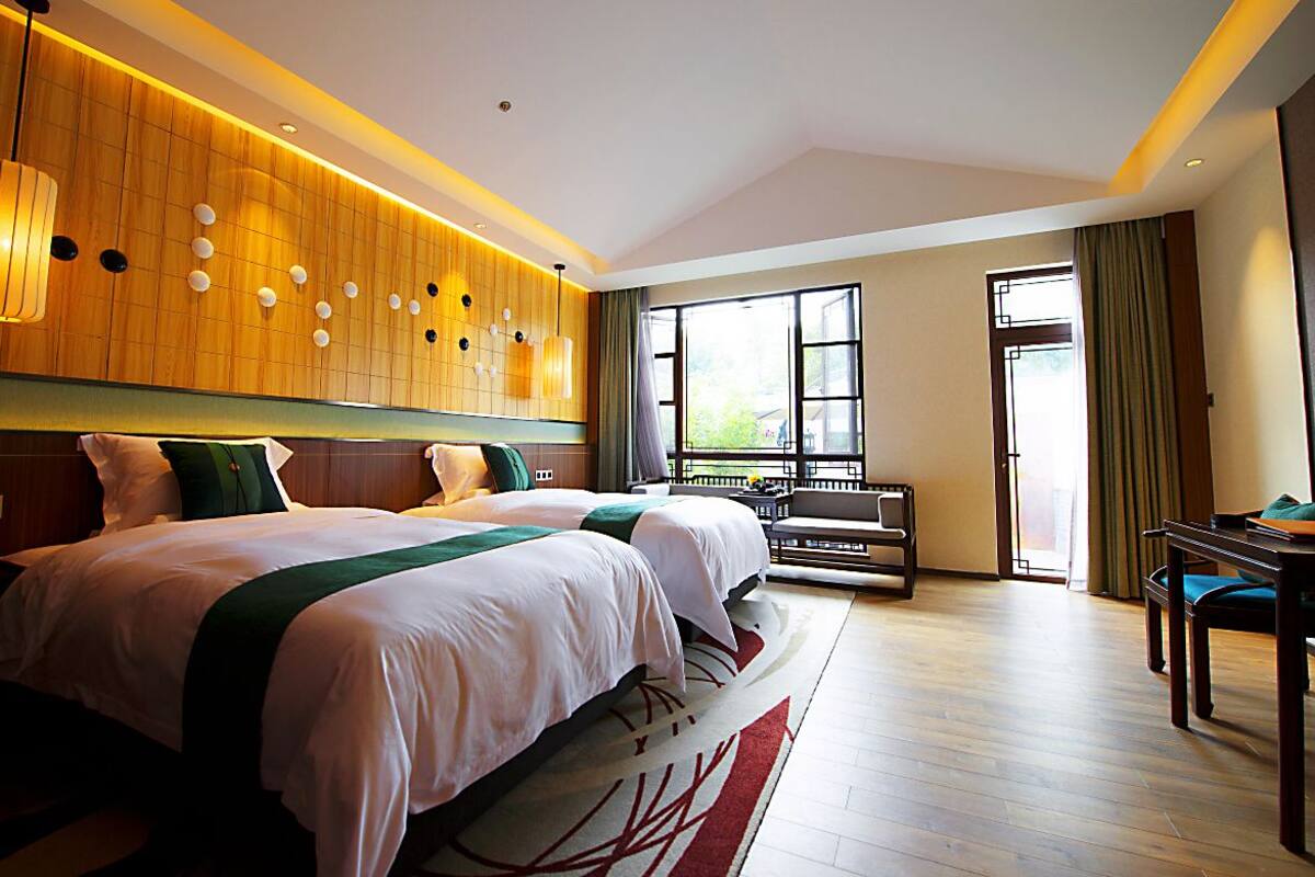 Double Room Single Use | Down duvets, memory-foam beds, minibar, in-room safe