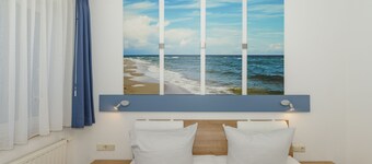 Apartment near the beach at the marina