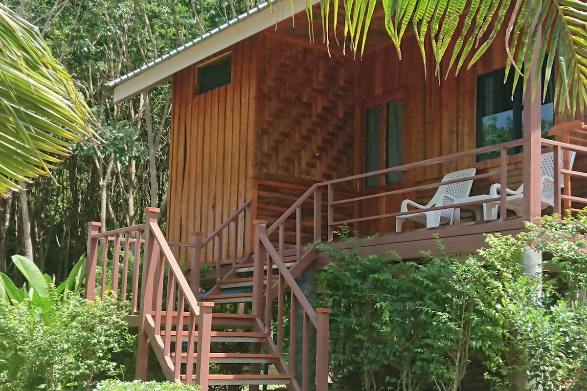 Superior Bungalow | Exterior