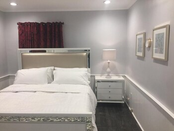Cozy & Luxury suite with private entrance Preview listing