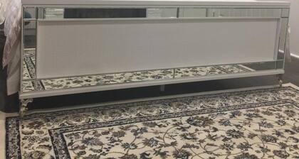 Viihtyisä ja ylellinen sviitti omalla sisäänkäynnillä Esikatselu listaus