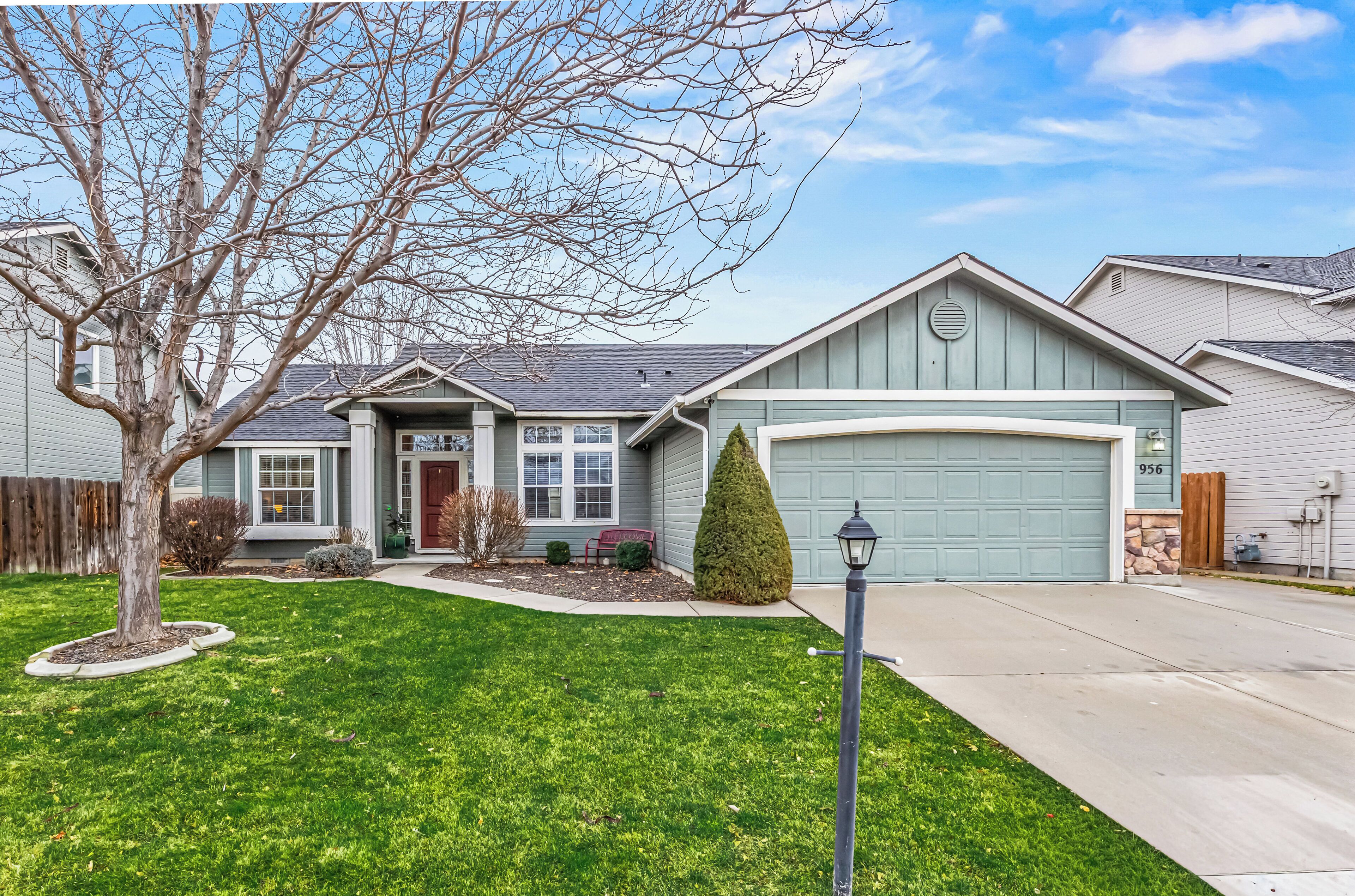 Welcoming front exterior of our Meridian home near Boise