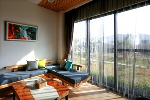 Televisión de pantalla plana