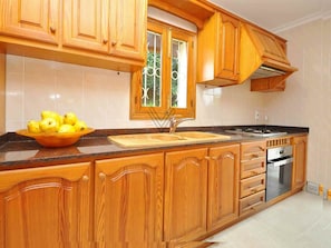 Frigorífic, microones, forn i rentaplats