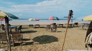 Beach nearby - Jani Beach Reasort and Surf Camp (Beruwala)