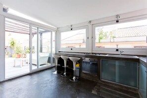 Apartment, 3 Bedrooms | Private kitchen | Fridge, oven, stovetop, cookware/dishes/utensils