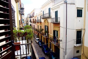 Apartment, 3 Bedrooms | Balcony - Cosmopolitan Apartment with terrace (Palermo)