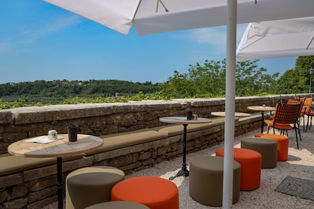 Terrace/patio. B&B Artegnana 1798