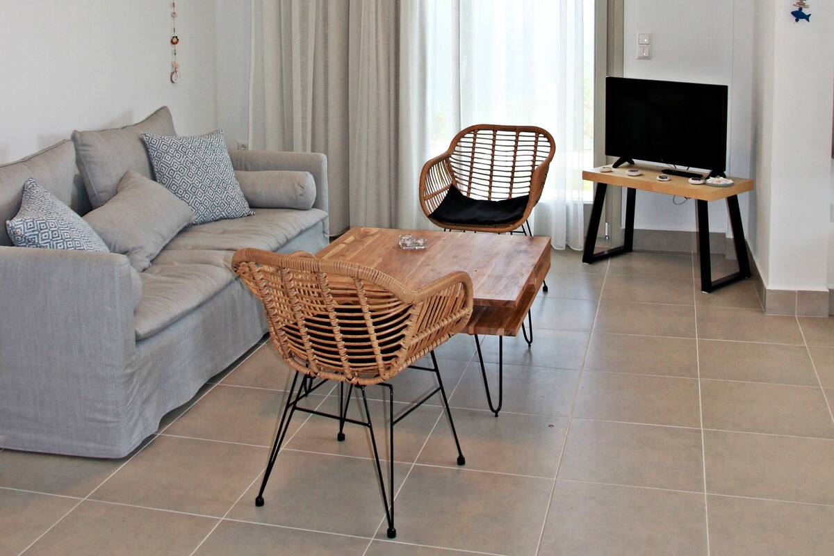 Apartamento, 1 quarto, vista para o mar (Ground Floor - Olive) | Cofres nos quartos, cortinas blackout, quartos à prova de som