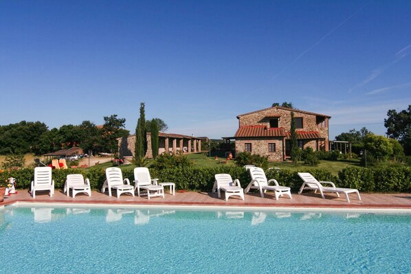 2 outdoor pools - Borgo Campetroso (Monterotondo Marittimo)