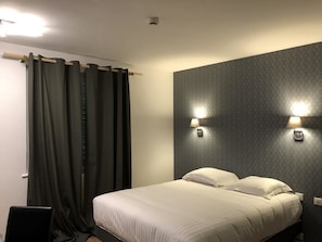 Chambre Double, 1 grand lit, non-fumeur