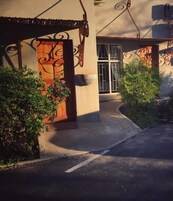 Breakfast, lunch, dinner served; local cuisine