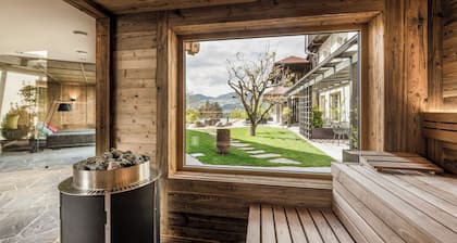 Presulis Hideaway Apartments & Restaurant
