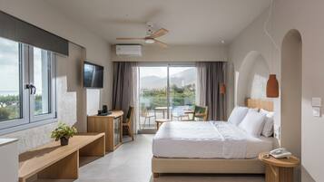 Chambre Double Deluxe | 1 chambre, coffres-forts dans les chambres, fer et planche Ă repasser