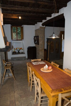 Interior - Palazzo Contino (Bagnoregio)