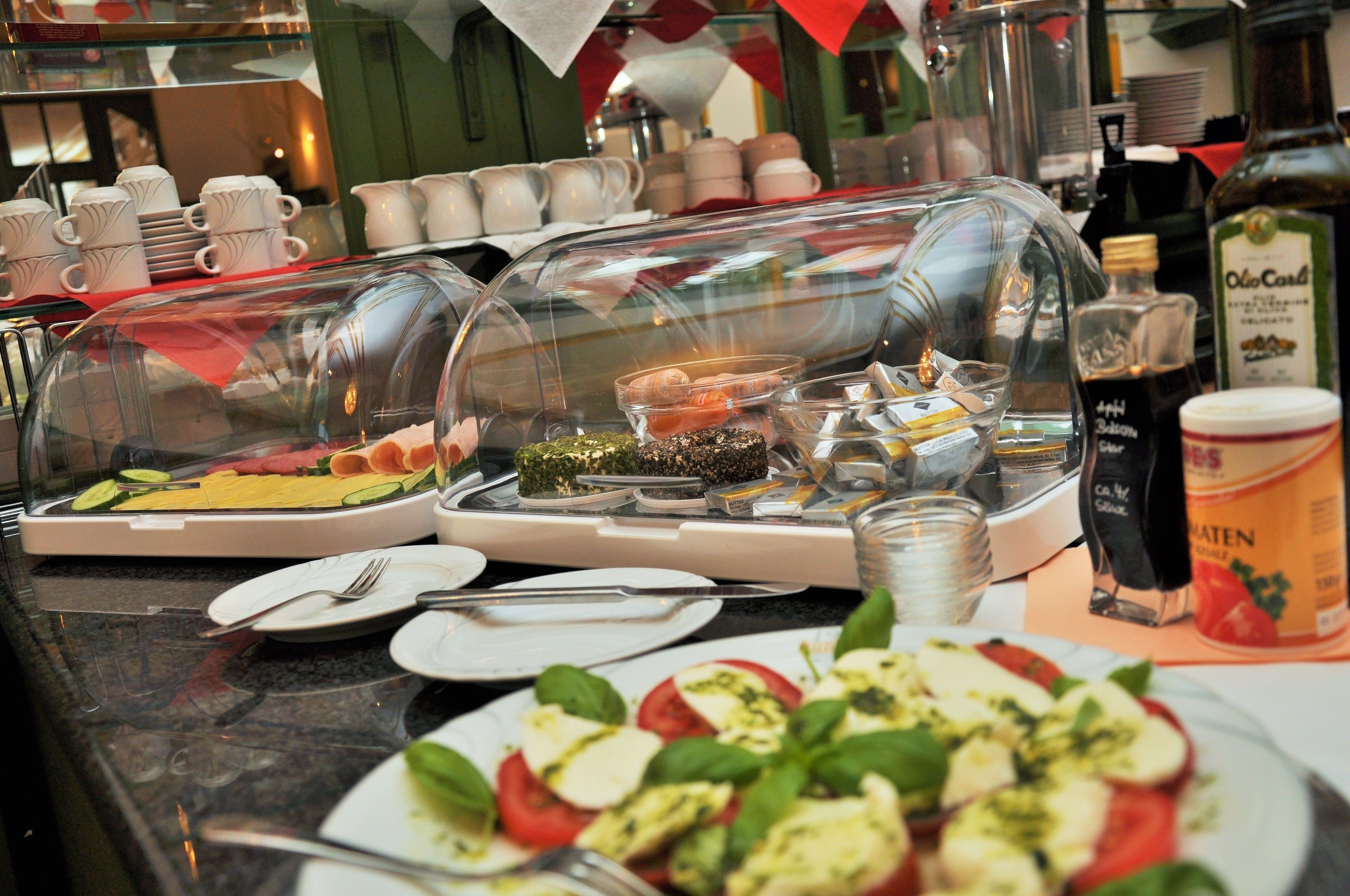 daily buffet breakfast (eur 12 per person)