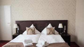 Schallisolierte Zimmer, kostenloses WLAN, Bettwäsche