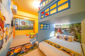 Design Quadruple Room | Individually decorated, individually furnished, desk, soundproofing - Han Tian Slide (Wujie)