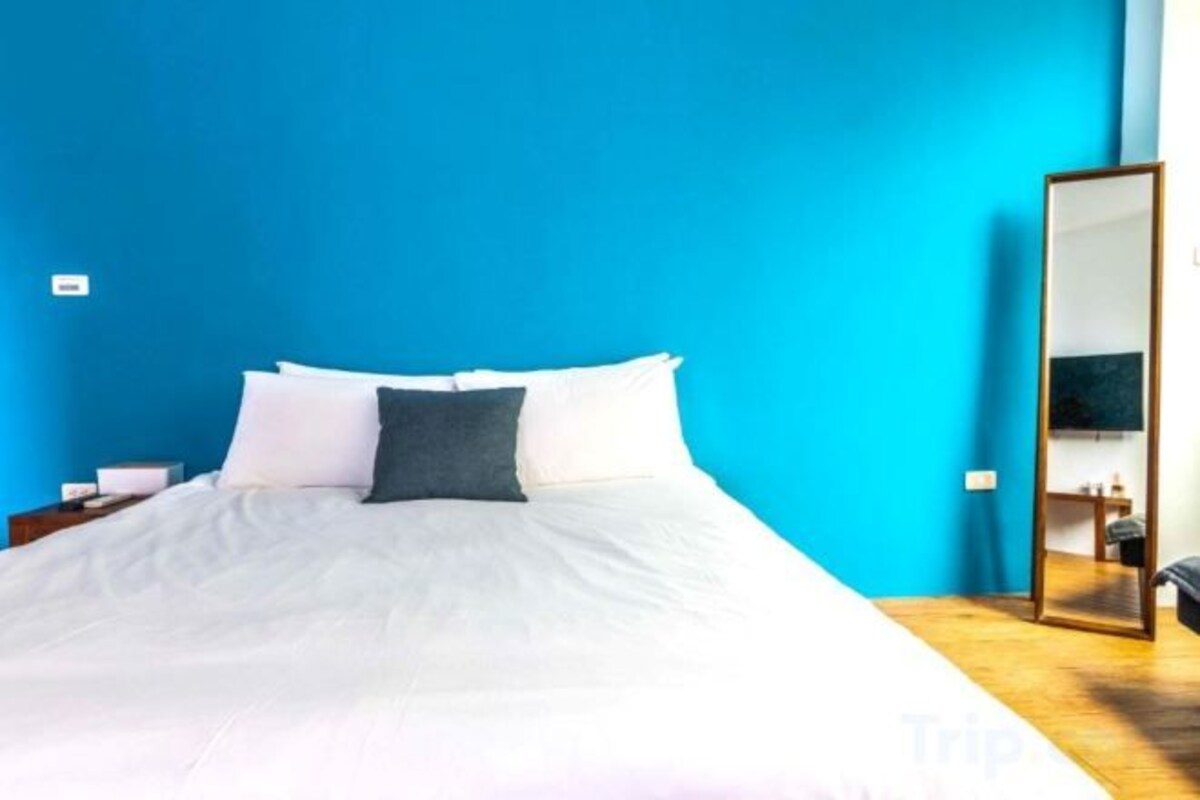 Wifi gratis y ropa de cama 