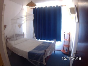 3 chambres, fer et planche à repasser, Wi-Fi, literie fournie