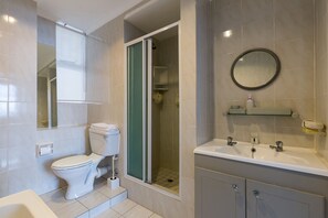 Appartement Confort, plusieurs lits, non-fumeur | Salle de bain