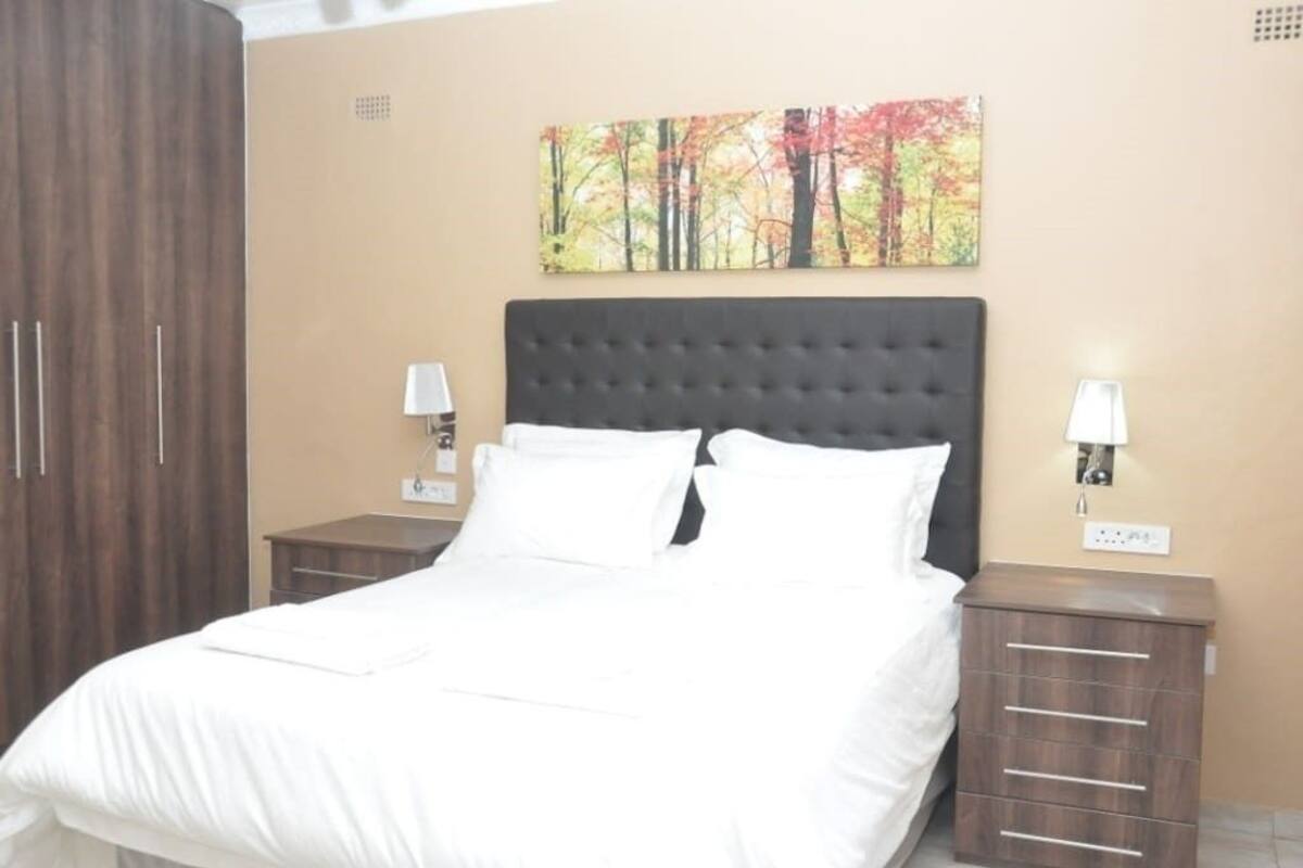 Luxury Apartment, 2 Bedrooms, Ground Floor | Cadar kapas Mesir, peralatan tempat tidur premium, gebar bulu kapas 